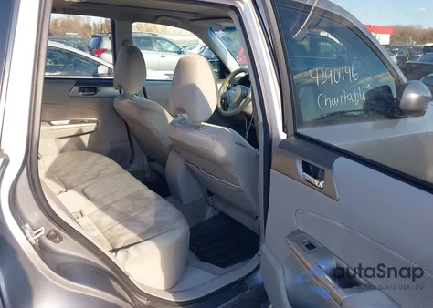 2009 Subaru Forester 2.5X из США, поврежденный, VIN JF2SH63609H718359